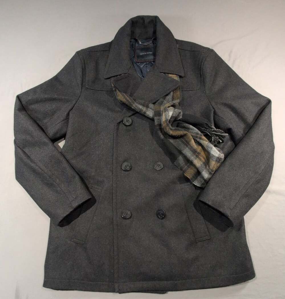 Tommy Hilfiger Wool Melton Peacoat Size L Gray Quilted Lining, Nice and Warm